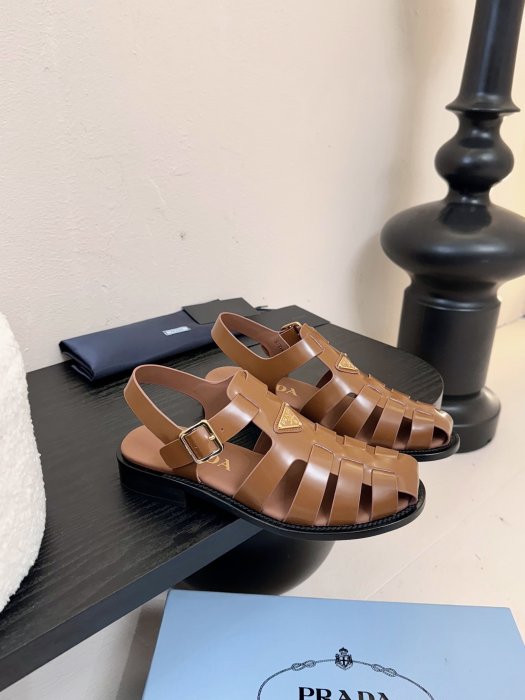 Sandals women's фото 2