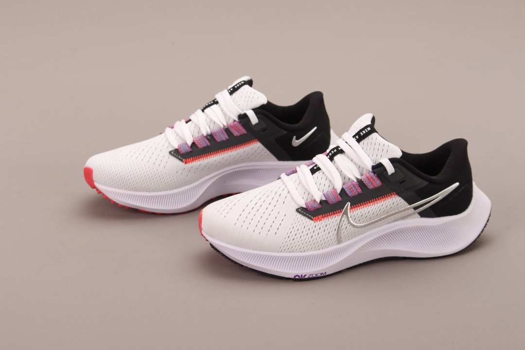 Кросівки Nike Air Zoom Pegasus 38 White Black Flash Crimson CW7358-101