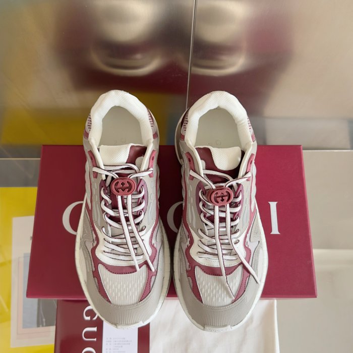 Кросівки фото 7