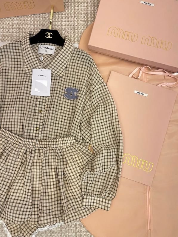 Костюм женский фото 4