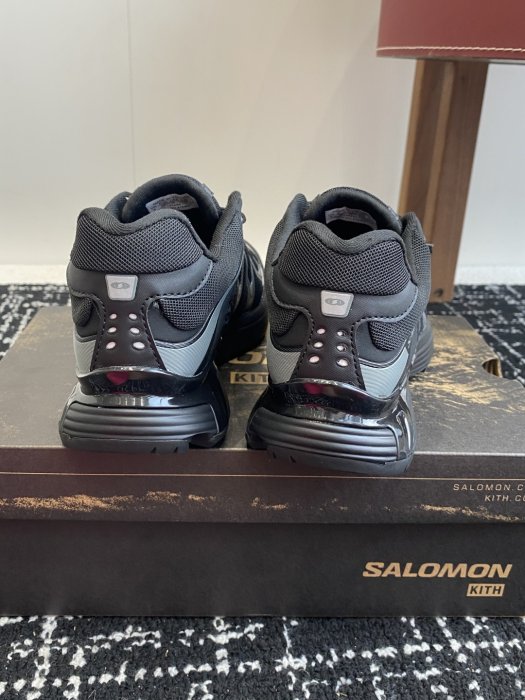 Sneakers women's SALOMON XT WHISPER фото 8