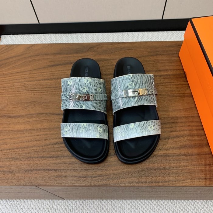 Шлепанцы женские Giulia