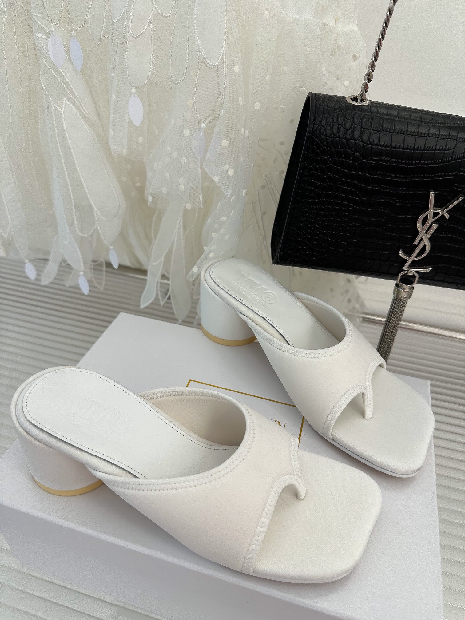 Sandals white фото 5