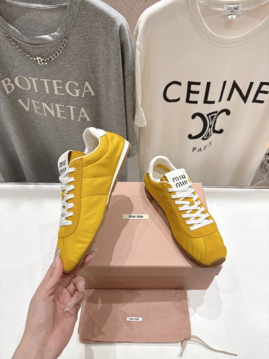 Кроссовки фото 4