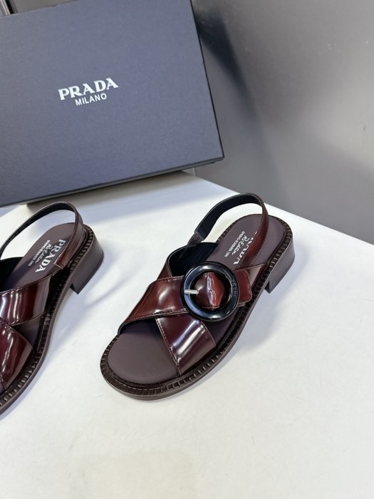 Сандалии женские фото 2