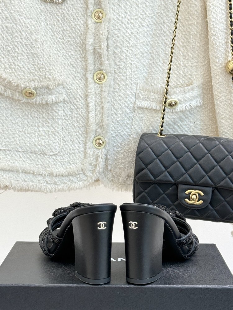 Босоножки фото 6