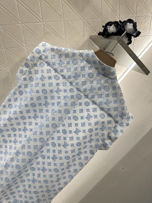 Shirt women's фото 4