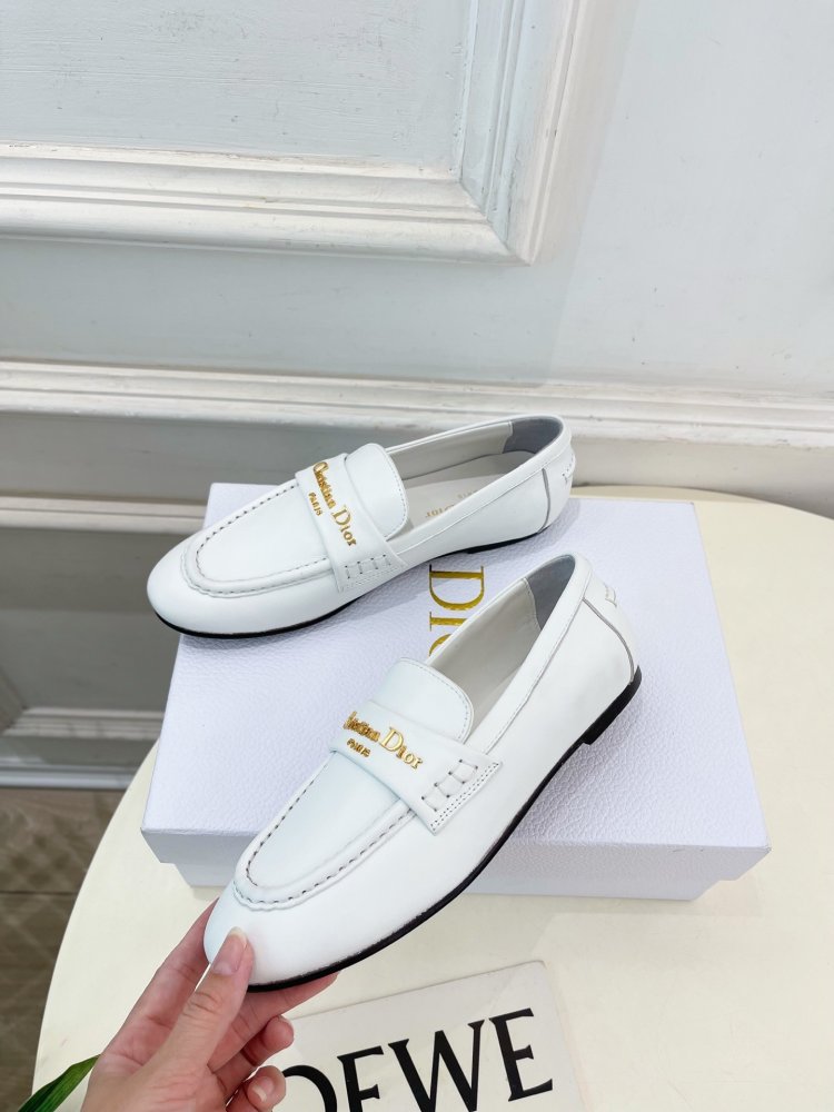 Лоферы женские фото 3