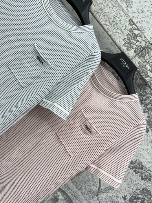 T-shirt women's фото 6