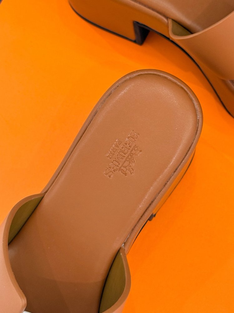 Босоножки фото 8