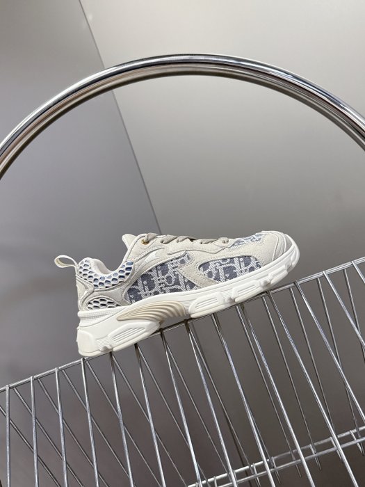 Кроссовки фото 5