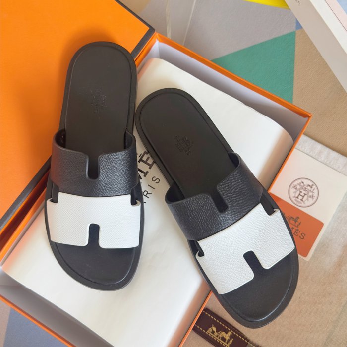 Шлепанцы женские