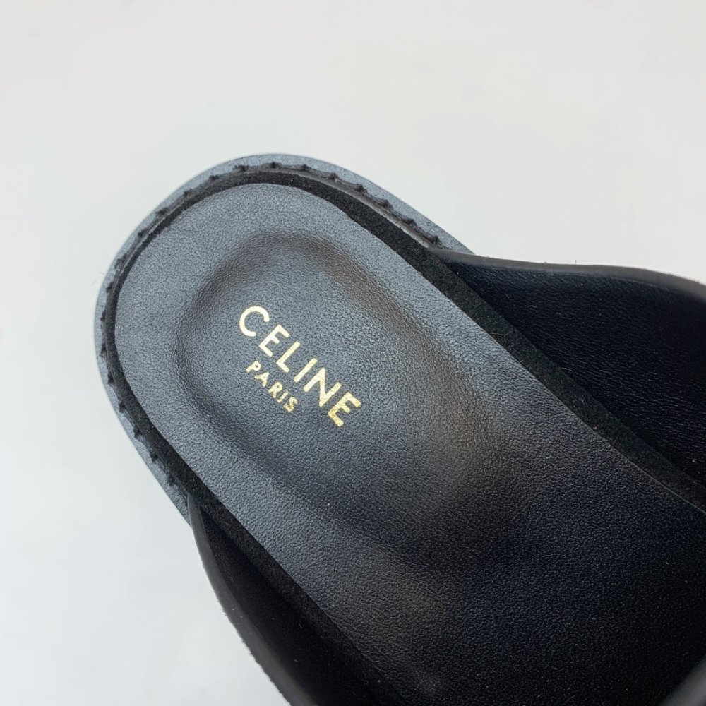 Шльопанці жіночі фото 8