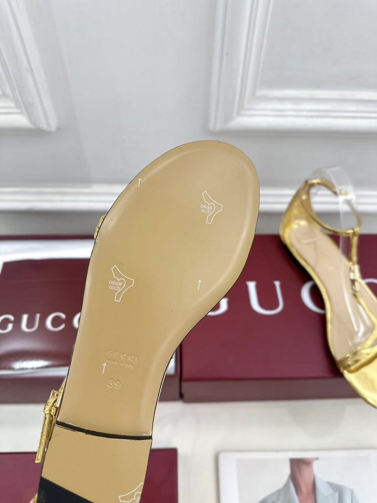 Босоніжки фото 9