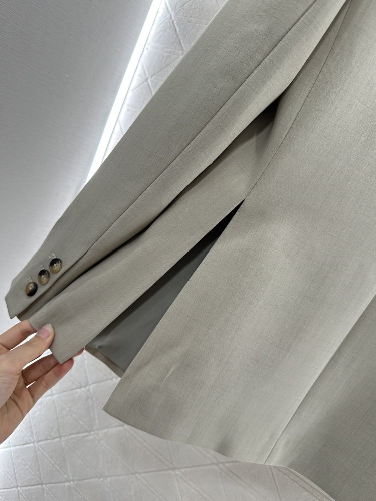 Піджак жіночі фото 7