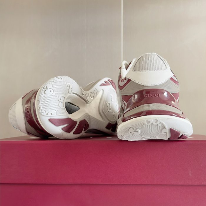 Кросівки фото 9