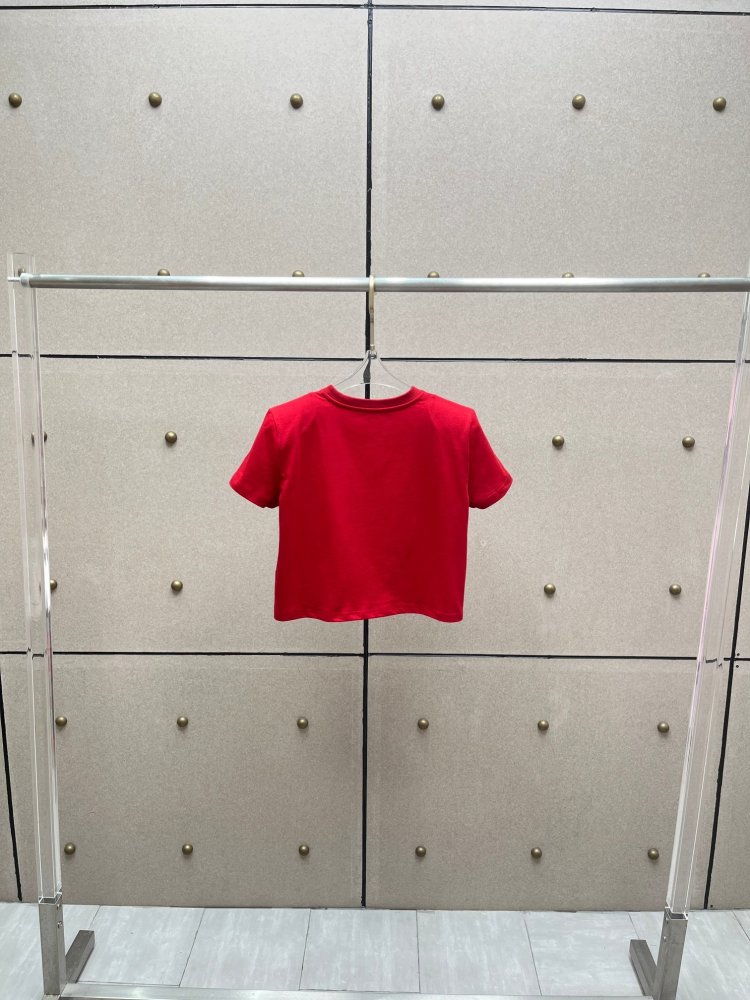 T-shirt women's фото 2