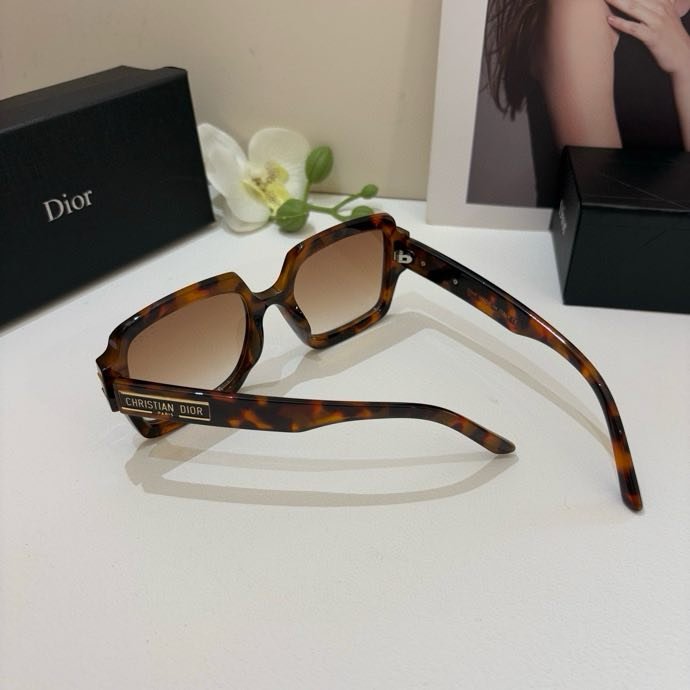 Окуляри сонцезахисні фото 2