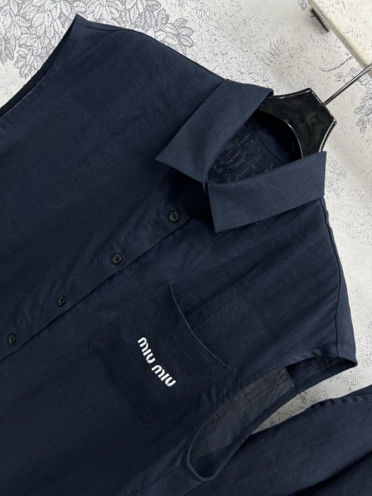 Costume female фото 2