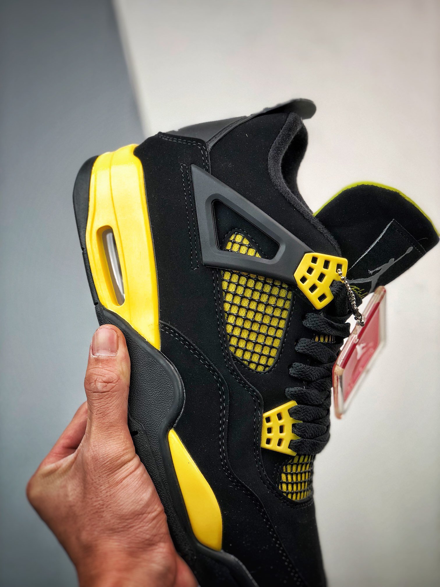 Кросівки Air Jordan 4 Retro Thunder DH6927-017 фото 9