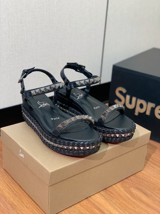 Босоножки фото 5