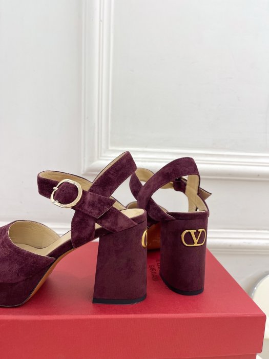 Босоножки фото 7