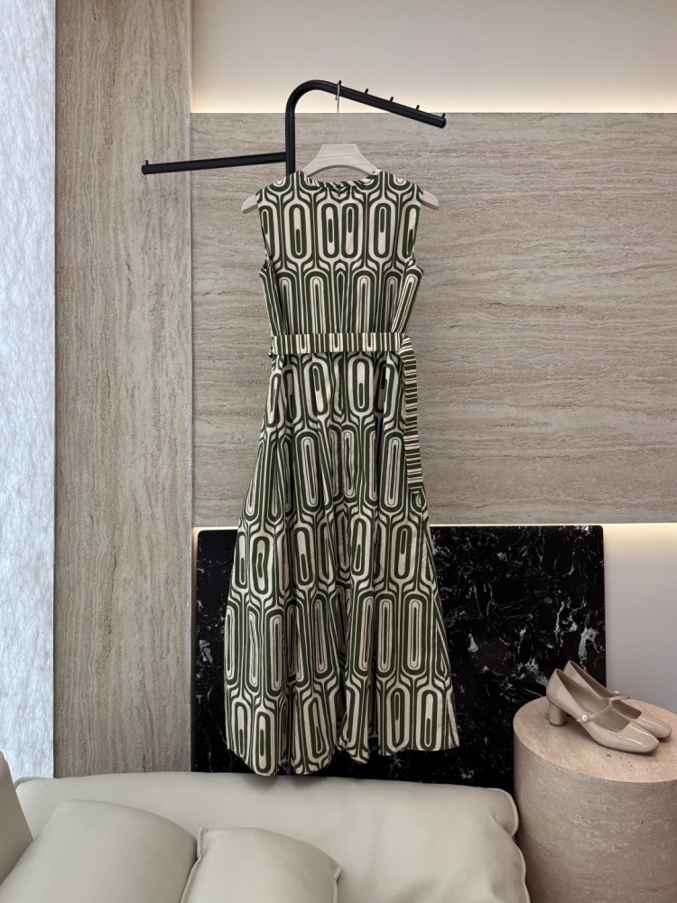 Плаття, Сукня фото 2