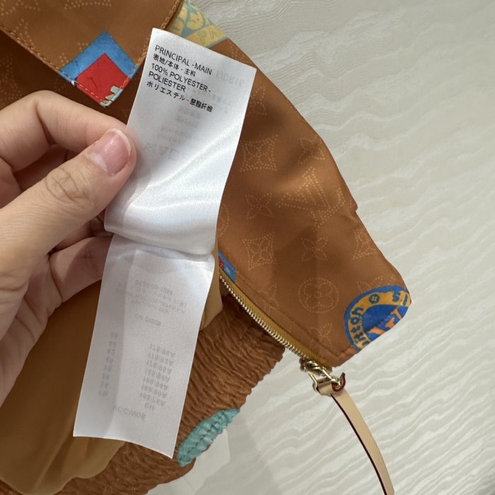 Куртка женская фото 8