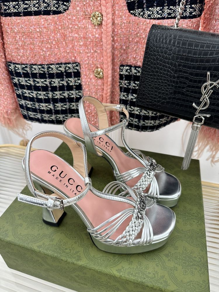 Sandals on thick heel and platform фото 3