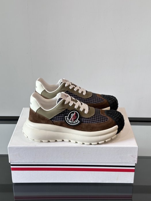 Кроссовки мужские