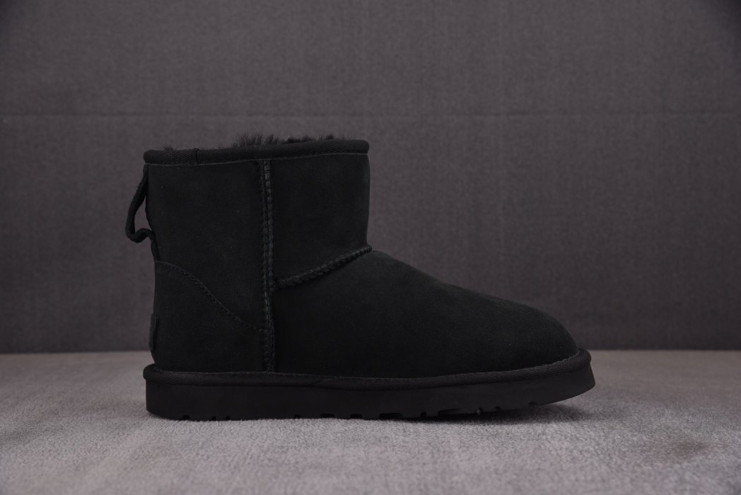 Ugg boots Classic Mini II Black фото 2