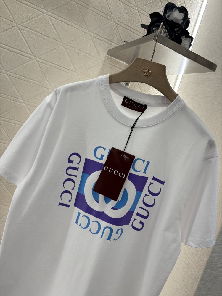 Футболка жіноча фото 3