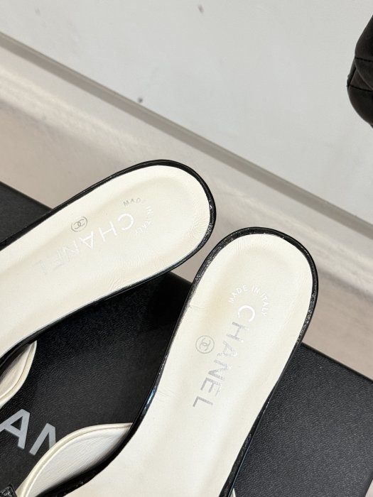 Босоножки фото 8