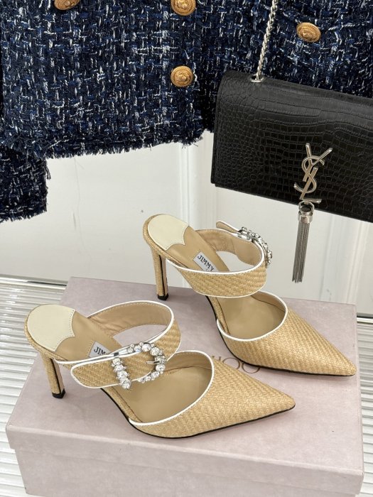 Босоножки фото 3