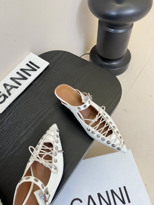 Босоніжки фото 4