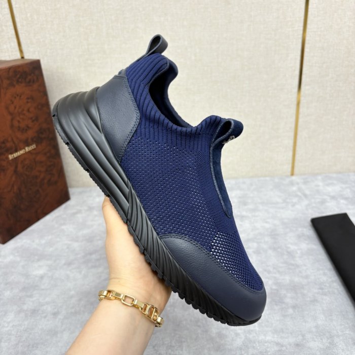 Кросівки фото 6