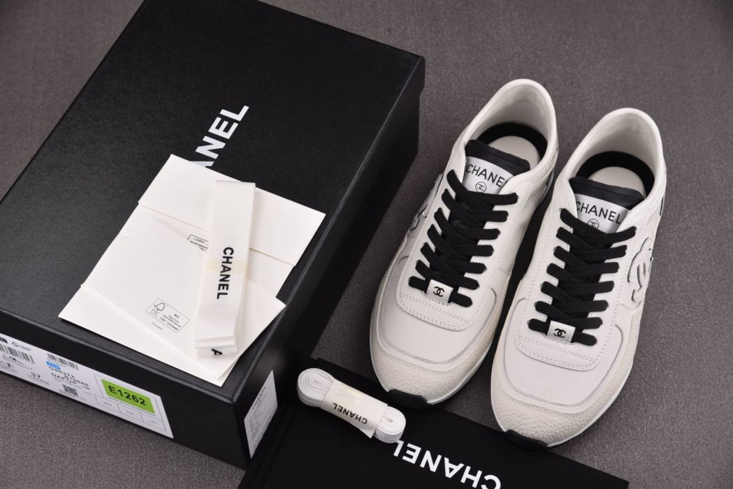 Sneakers CHANEL 25 фото 7