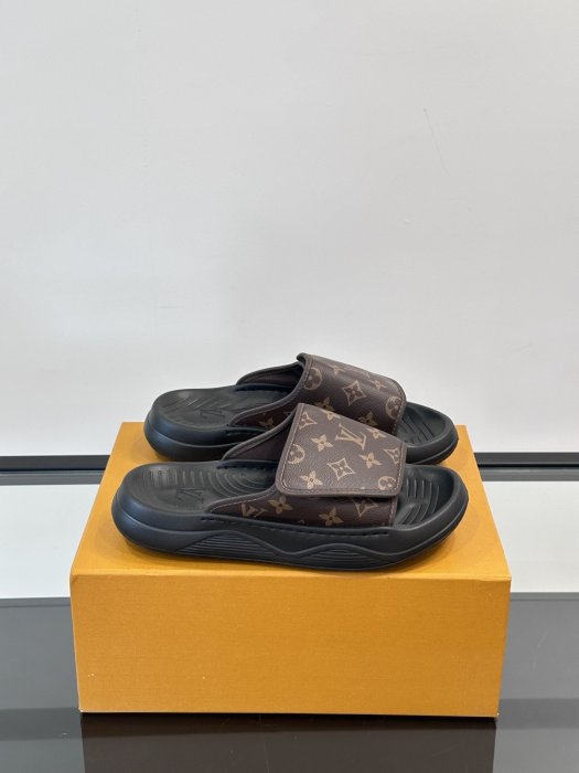 Шлепанцы мужские