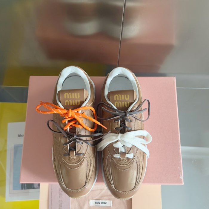 Кроссовки фото 7