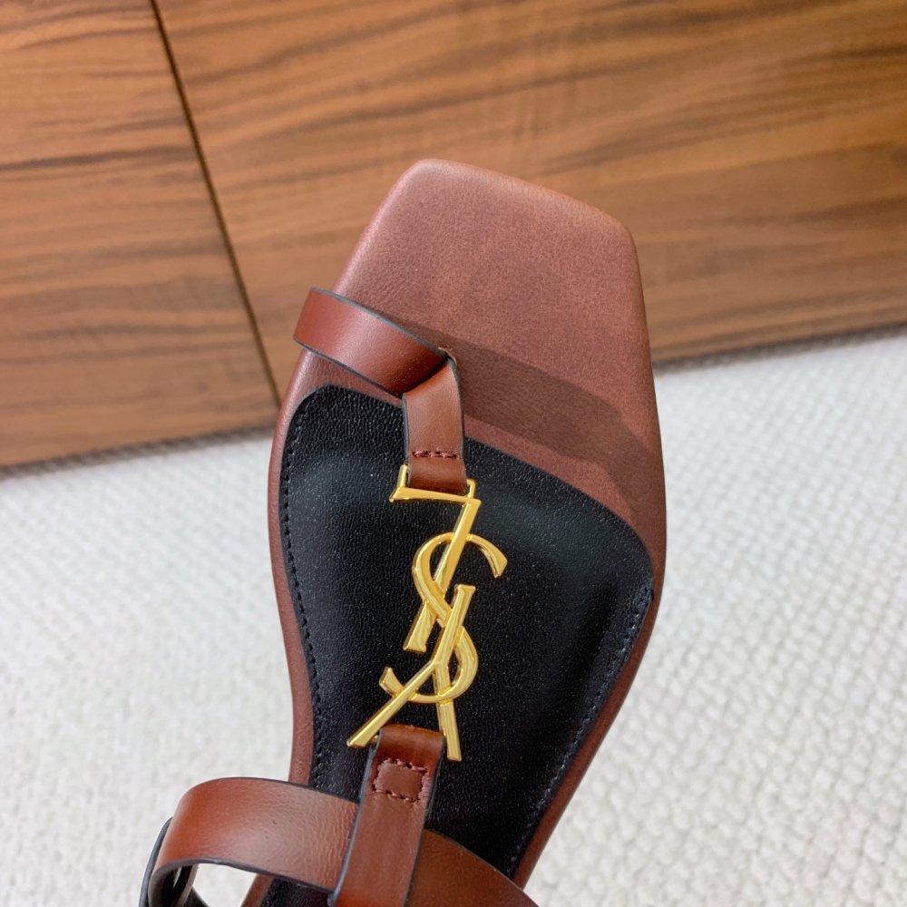 Сандалии женские фото 6