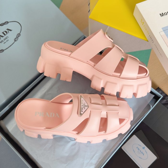 Босоножки фото 6