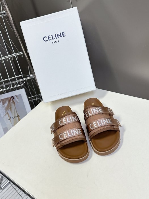 Шлепанцы женские