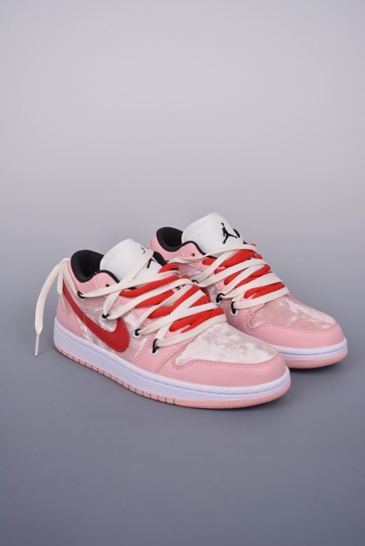 Кроссовки Air Jordan 1 Low (GS) Light Madder Root DM8960-801