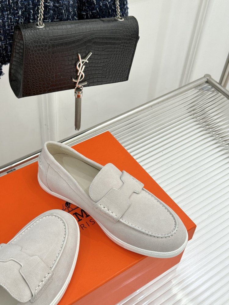 Лоферы женские фото 5