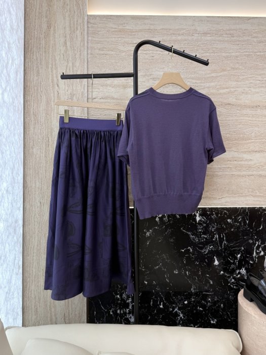 Costume female фото 2