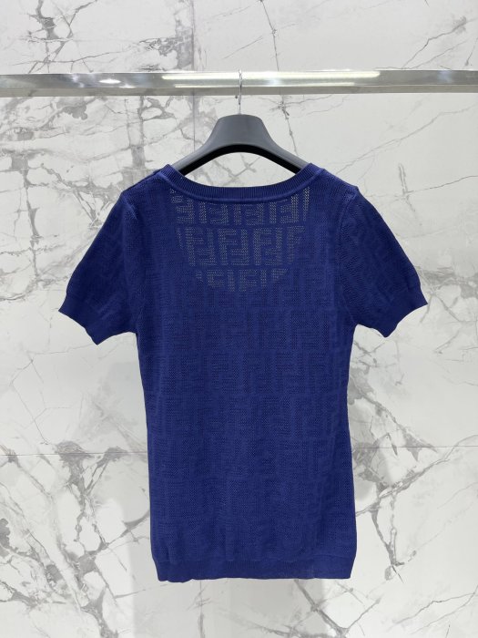 T-shirt women's фото 8