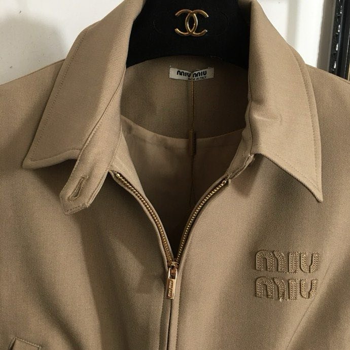 Костюм женский фото 3