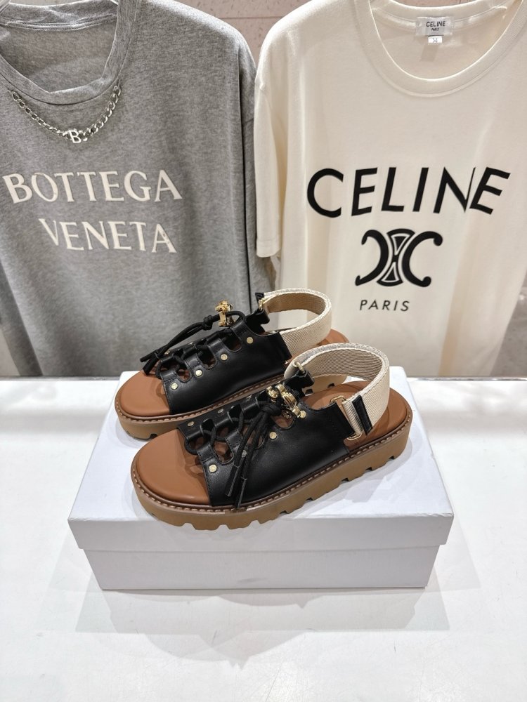 Сандалі жіночі фото 3