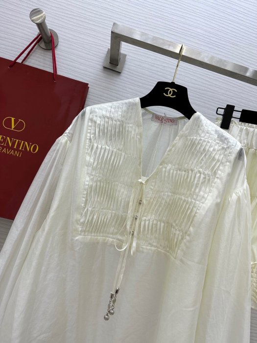 Костюм женский фото 3