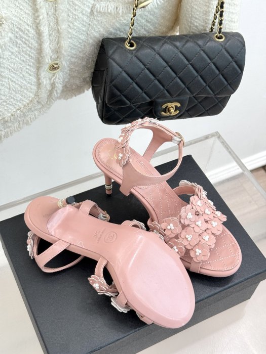 Босоножки фото 9